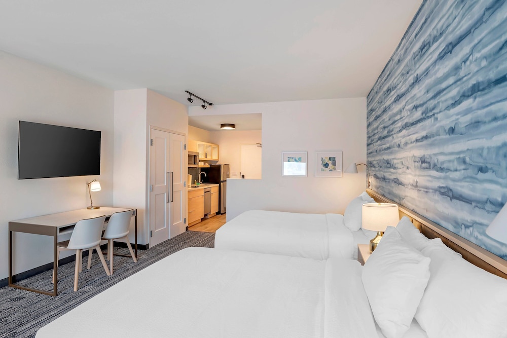 Classic Studio Suite, 2 Queen Beds (Hearing Accessible) - Photo 1