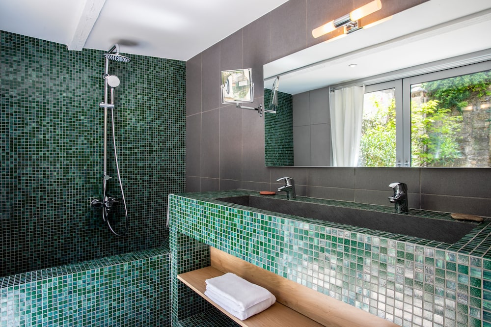 Superior Double Room, Terrace (Deluxe) photo 2