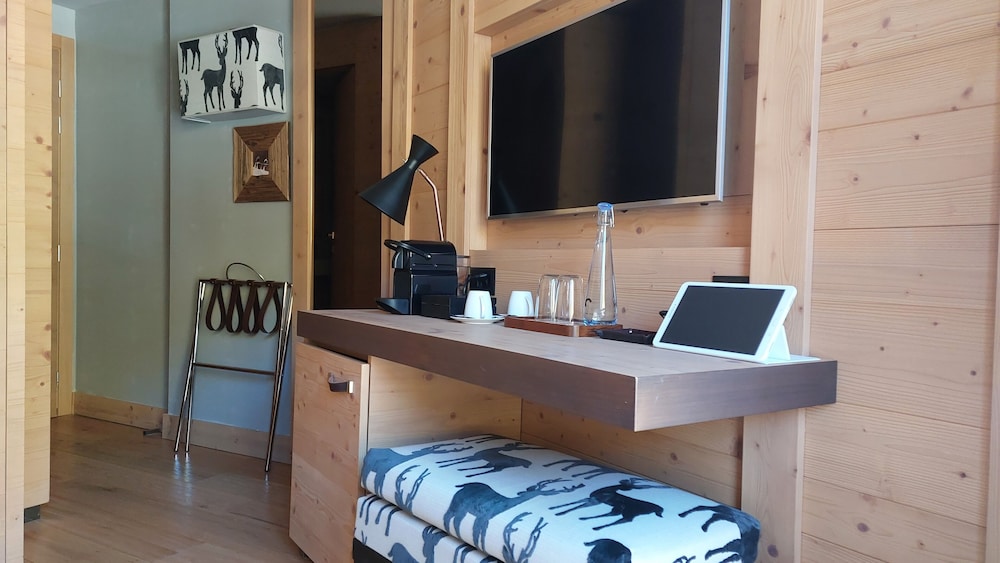 Economy Twin Room (1, MI - TWIN) photo 2
