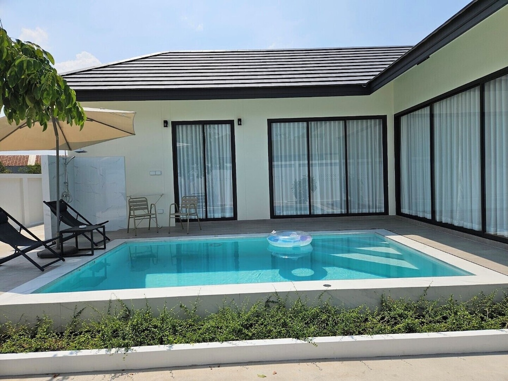 Two Bedroom Pool Villa - B3 - Photo 1