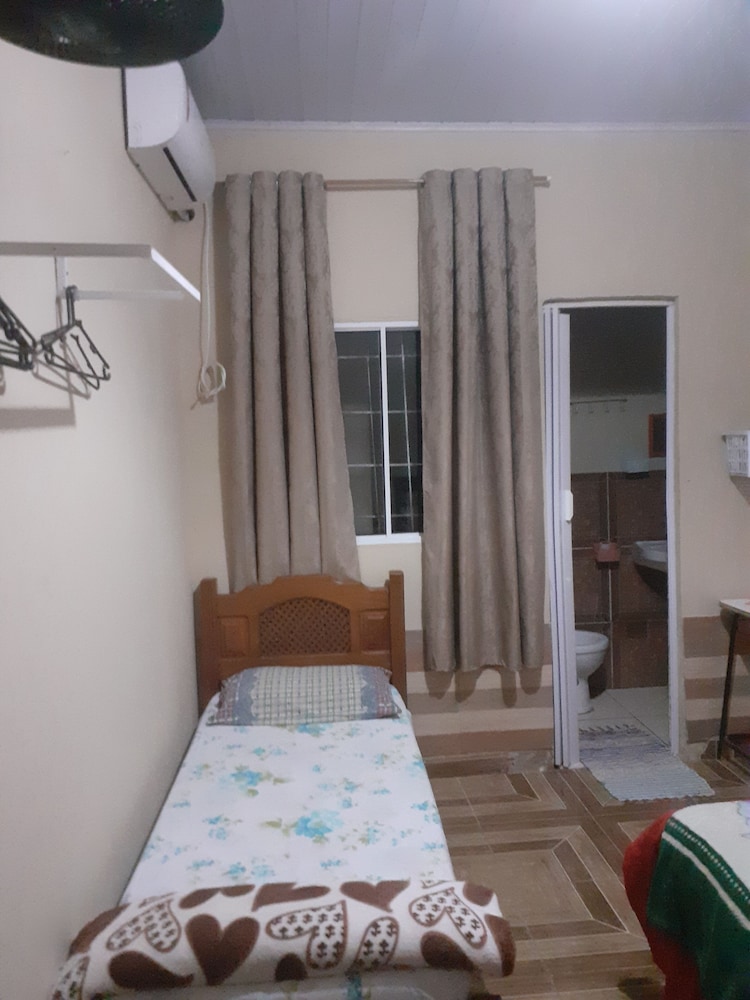 Family Room - Photo 6