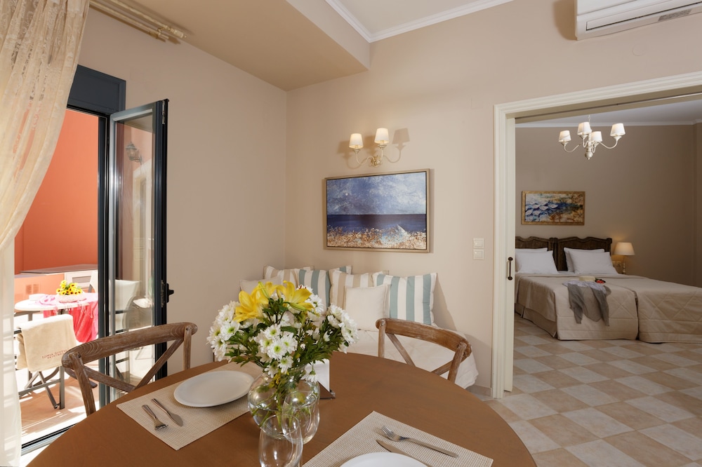 Superior Suite, 1 Bedroom photo 2