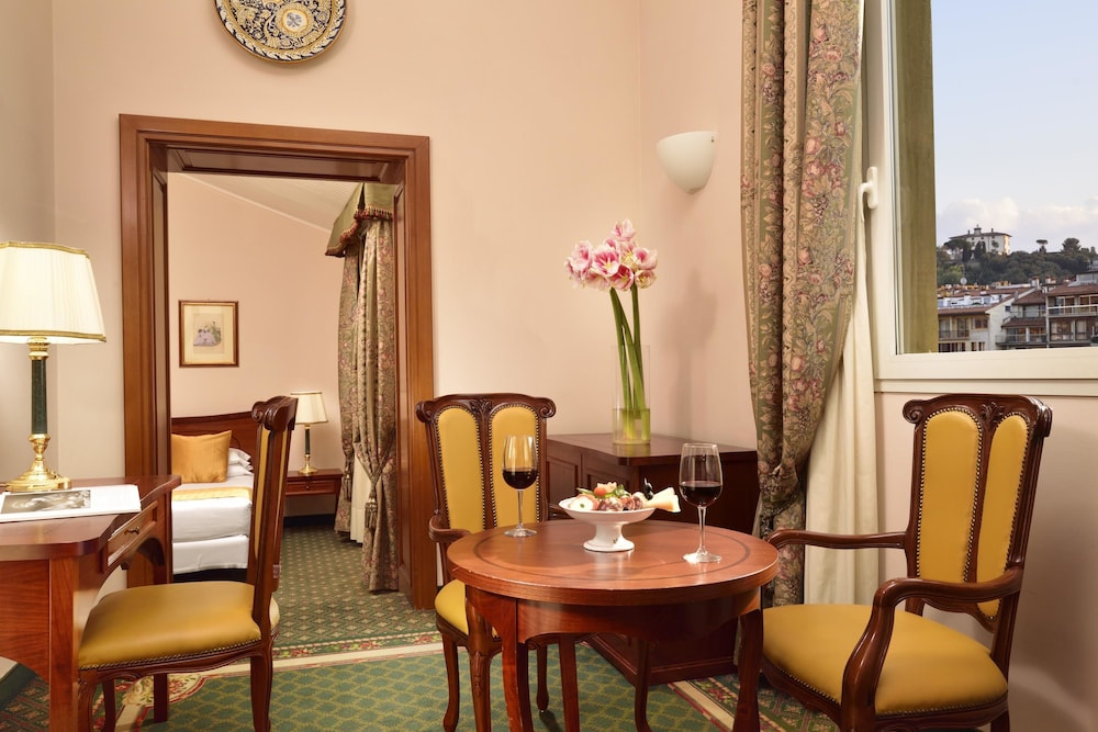 Deluxe Room, River View - Photo 6
