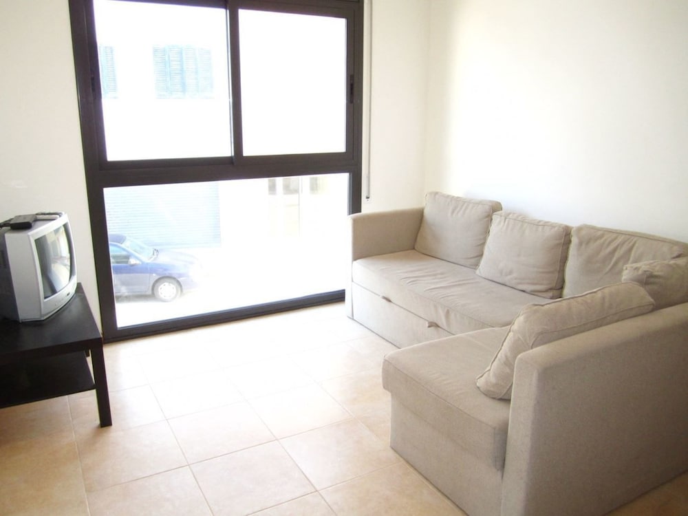 Apartment, 2 Bedrooms, Non Smoking photo 3