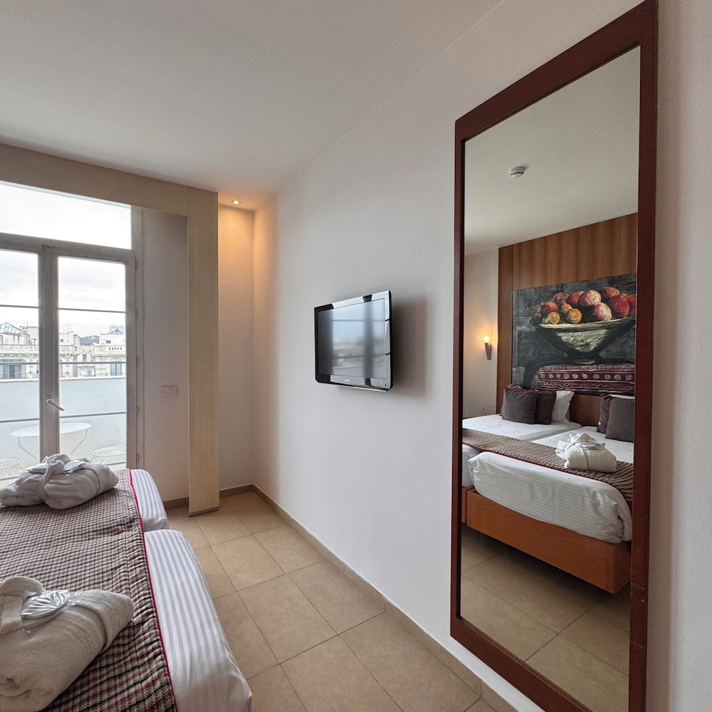 Comfort Room - Photo 5
