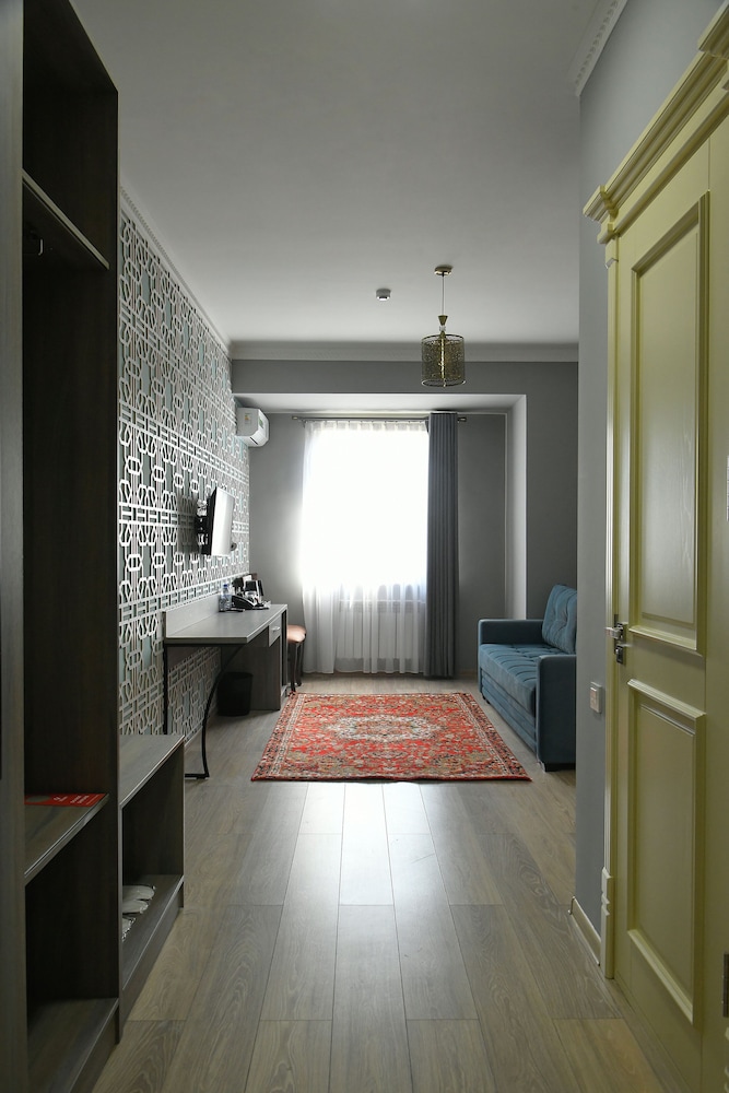 Deluxe Double Room - Photo 3
