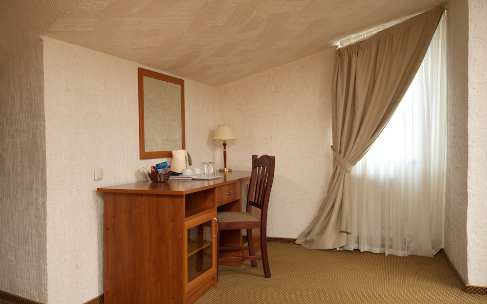 Suite (Country) photo 3