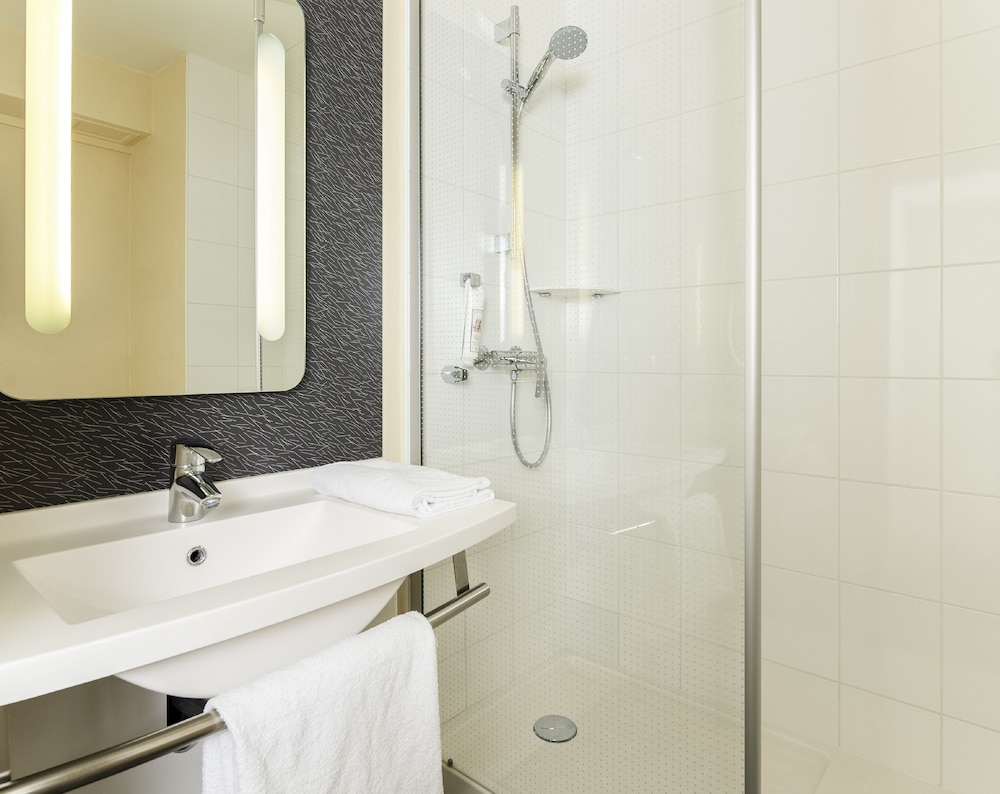 Standard Double Room, 1 Double Bed - Photo 4