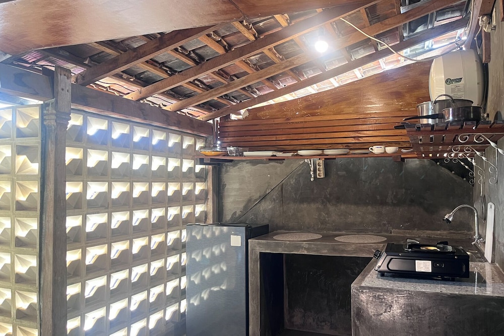 Executive Room - Photo 15