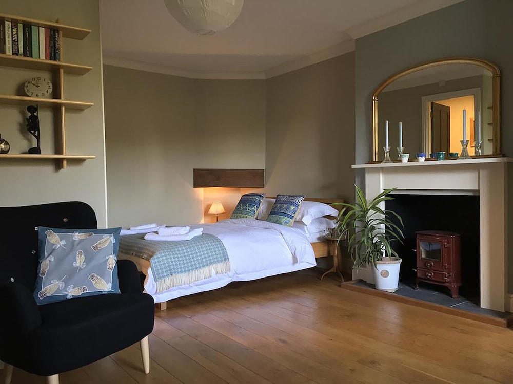 Deluxe Double Room, 1 Double Bed, Non Smoking, Garden View