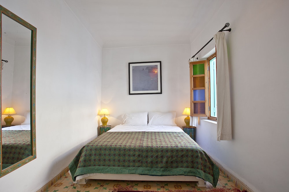 Superior Triple Room, Private Bathroom, Courtyard View (Touareg)