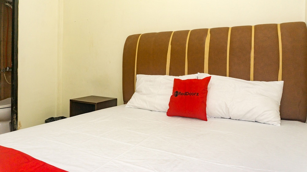 Premium Room (Reddoorz) - Photo 6