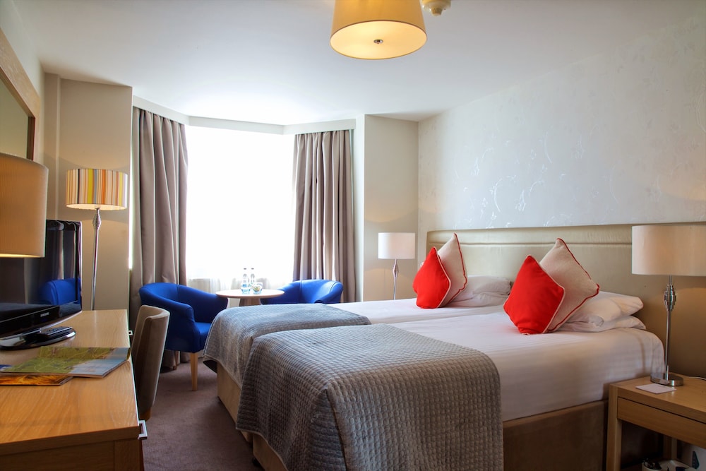 Standard Room, 1 Double Bed, Non Smoking - Photo 2