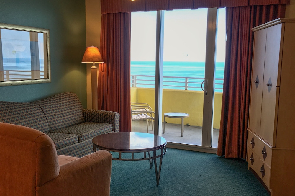 Condo, 1 King Bed with Sofa bed, Hot Tub, Ocean View (Daytona Ocean Walk 2424A)