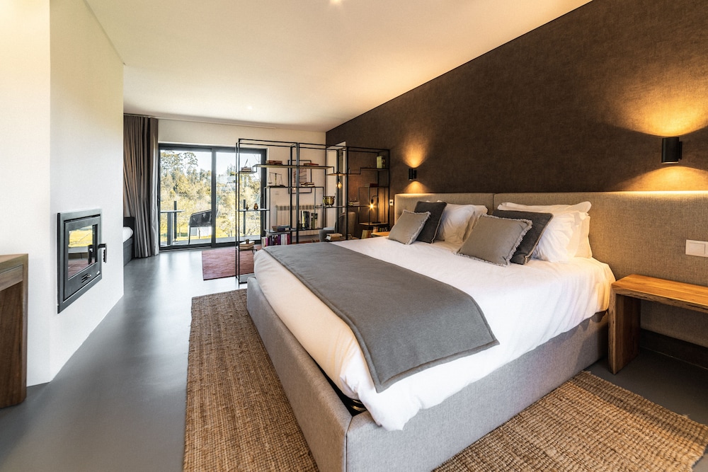 Family Studio Suite, Garden View