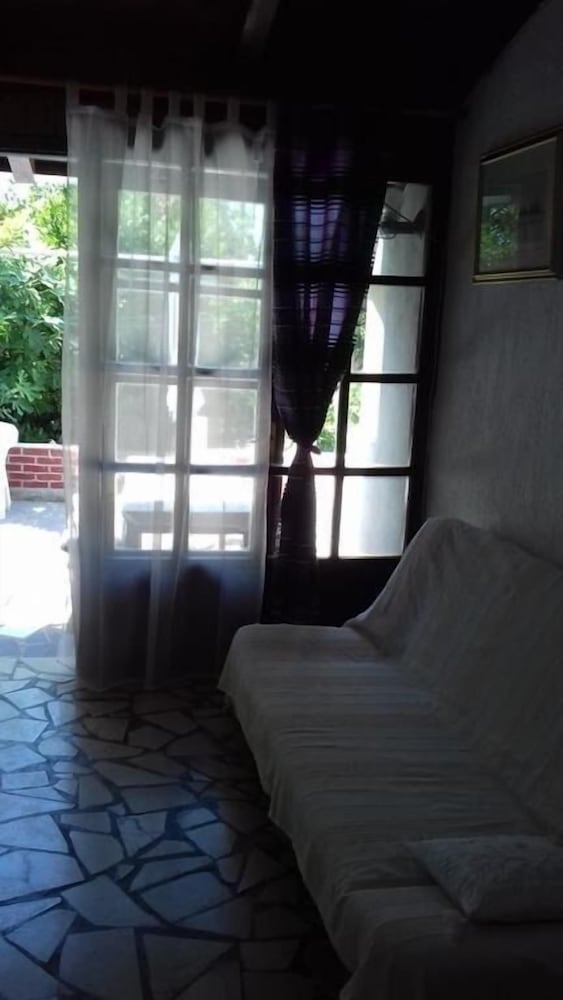 Apartment (Vito - 10 m from sea - A1(4))