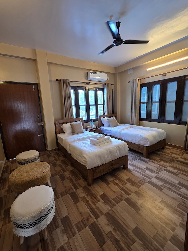 Deluxe Twin Room, Balcony, Mountain View