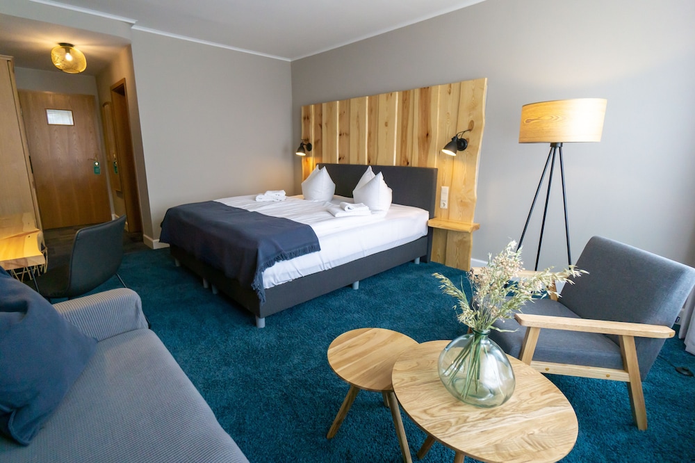 Basic Double Room - Photo 12