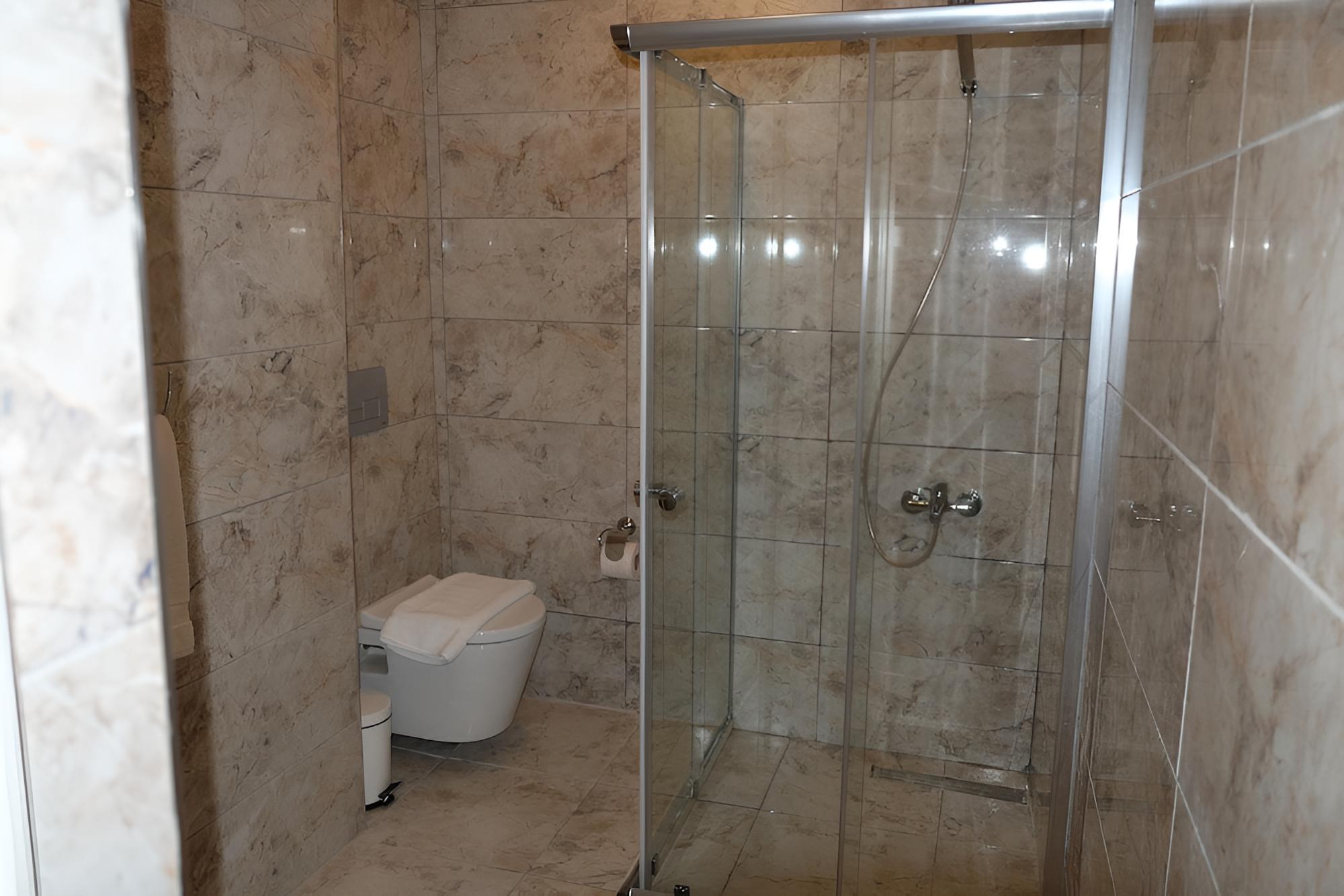 Deluxe Family Apartment photo 1