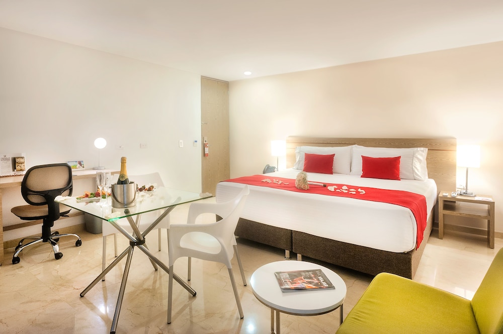 Premium Room, 1 King Bed photo 1