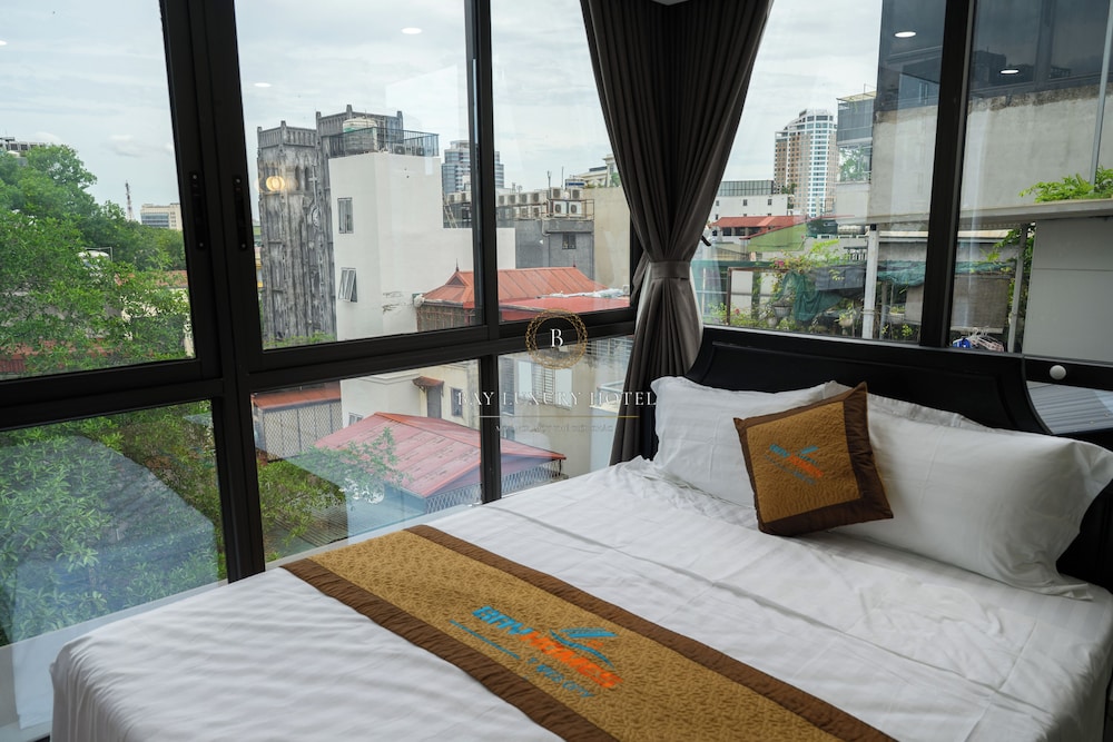 Superior Room, City View