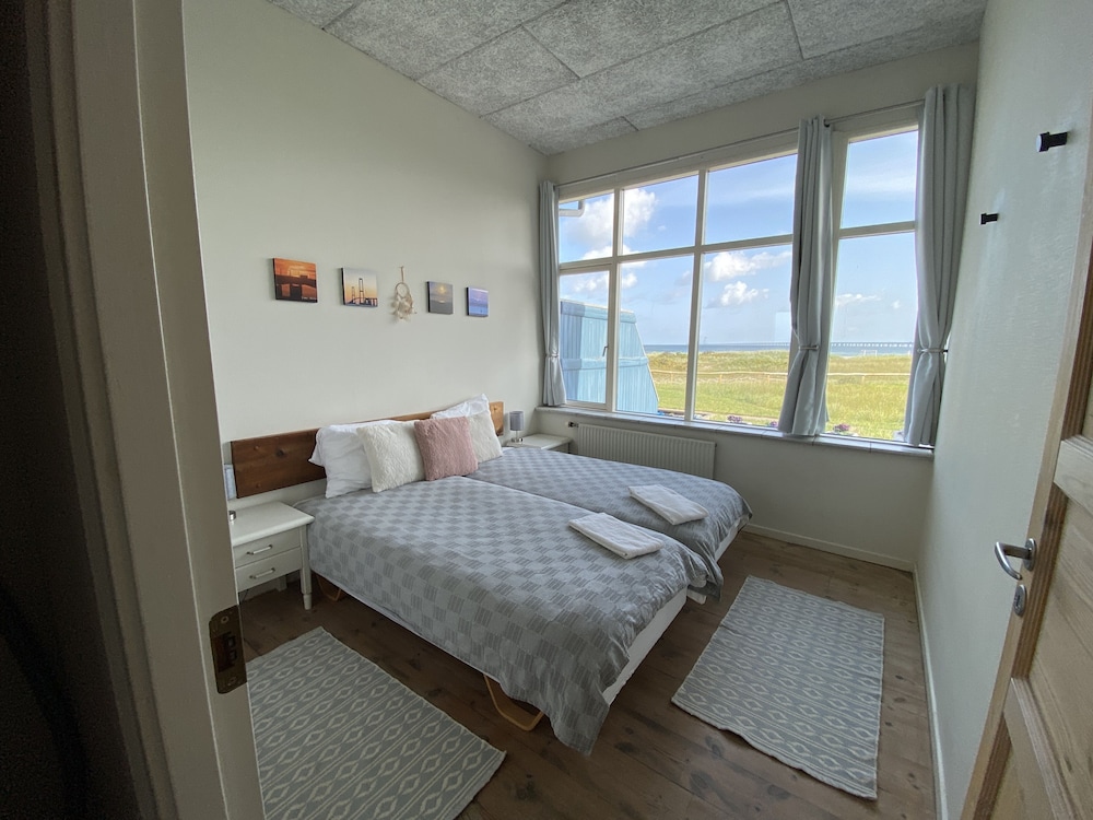 Family Apartment, 2 Bedrooms, Non Smoking, Ocean View (D) photo 1