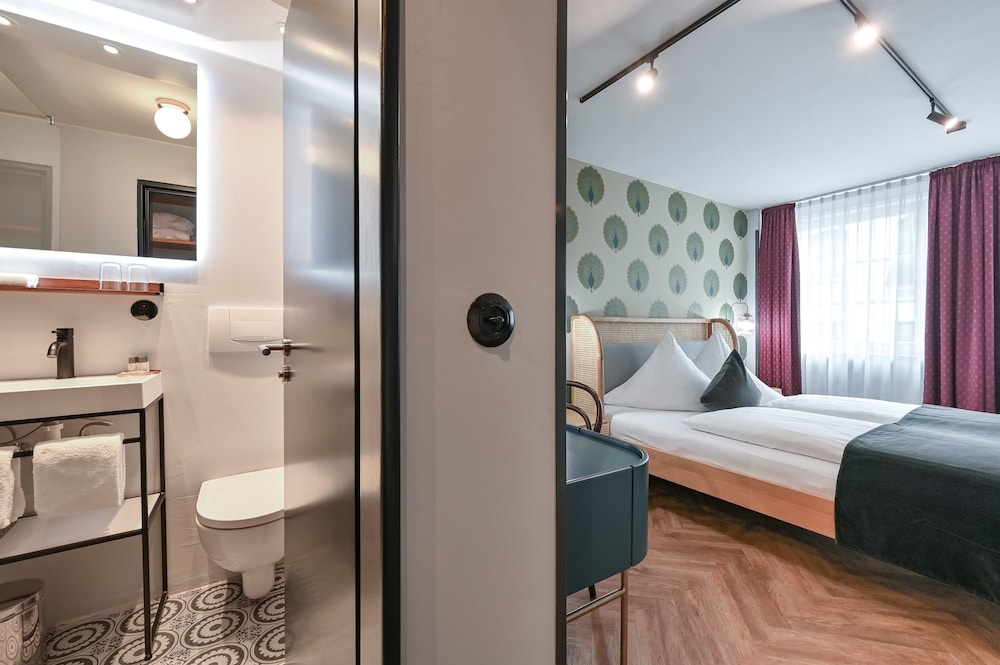 Small double room - Photo 5