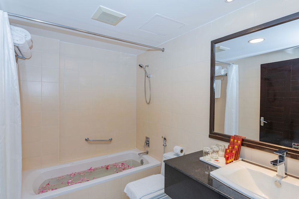 Deluxe Triple Room - Photo 5