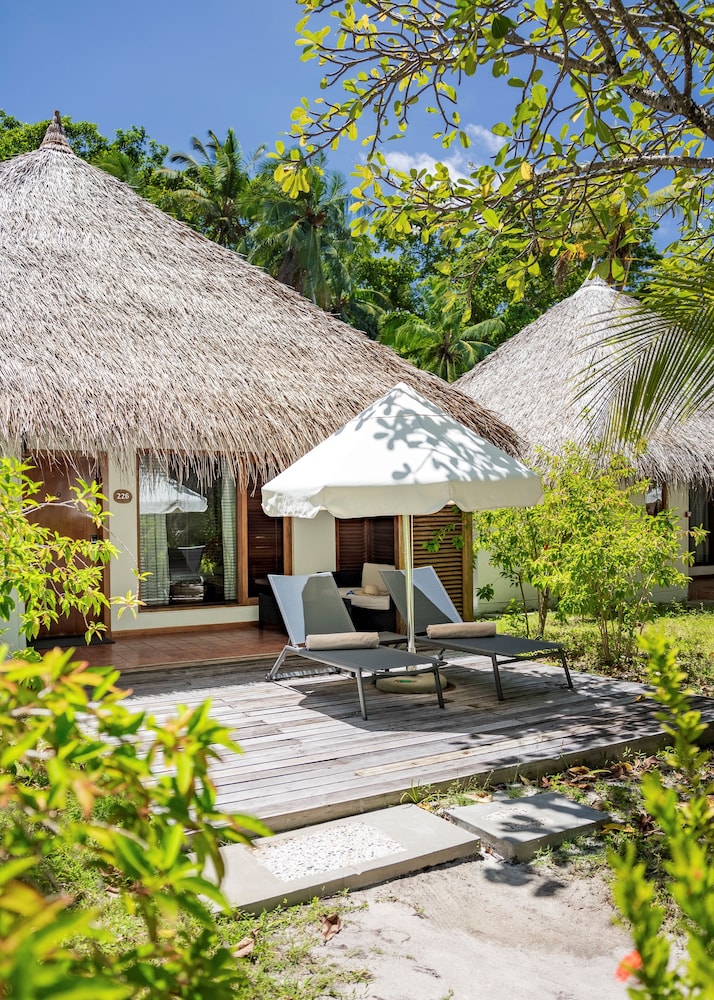 Deluxe Beach Villa - Photo 3