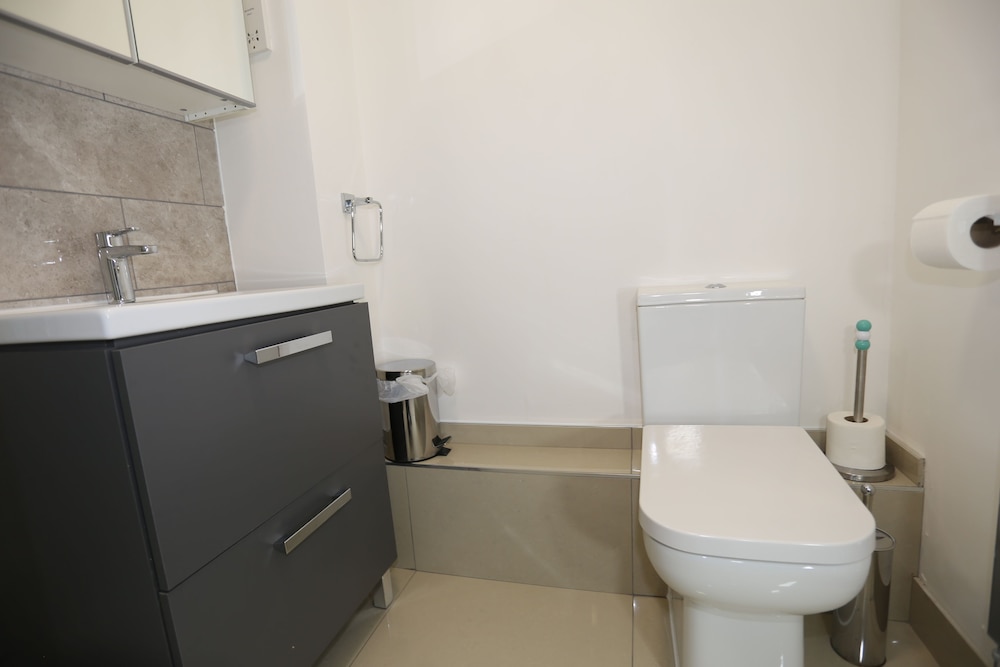 Studio, 1 Double Bed with Sofa bed photo 3