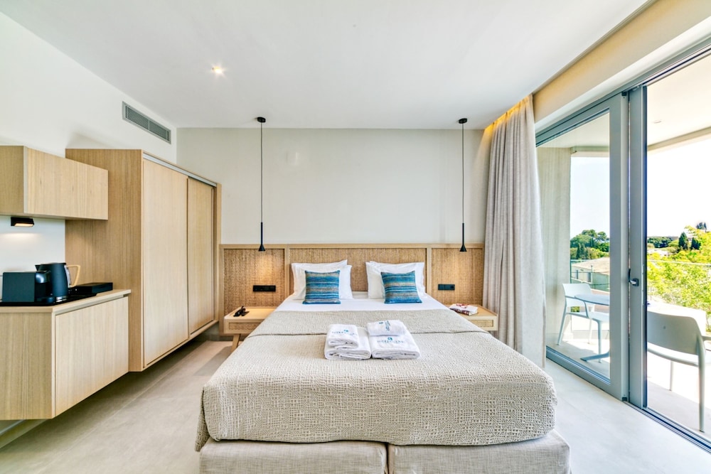 Junior Double Room, Sea View