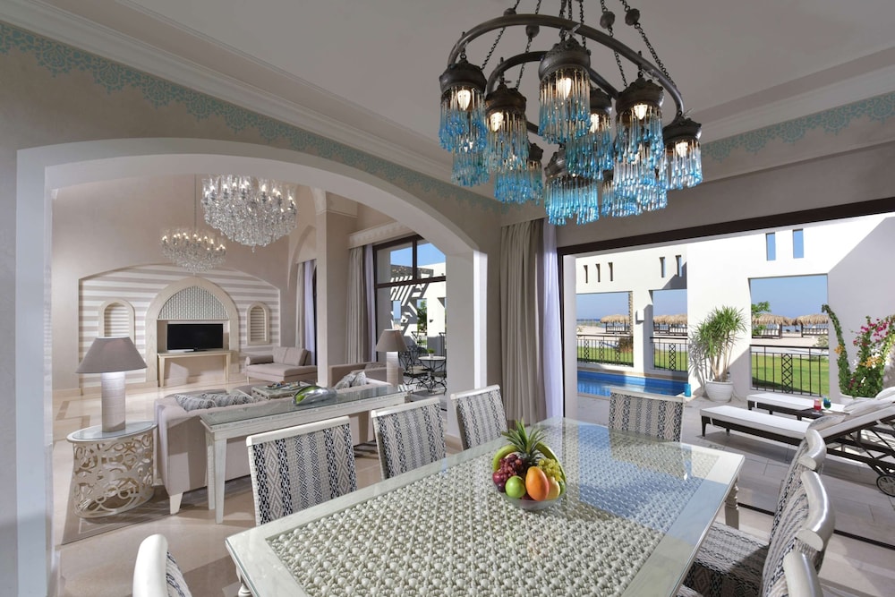Luxury Villa, Private Pool, Sea View (Queen Bed) thumbnail 5