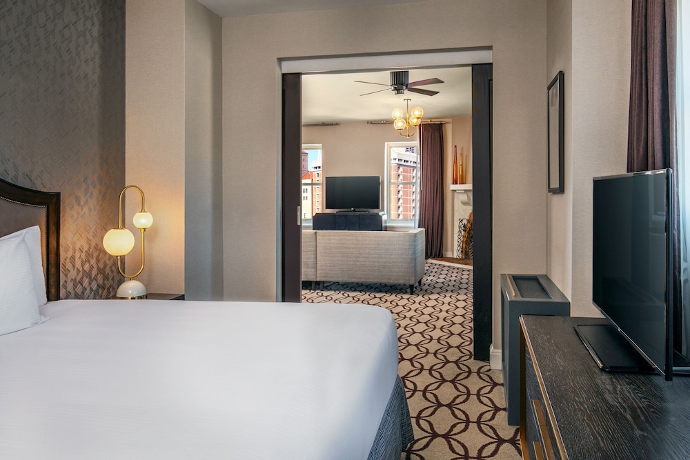 Suite, 1 Bedroom, Balcony