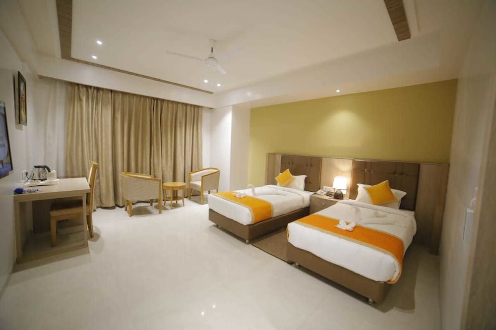 Deluxe Twin Room photo 1