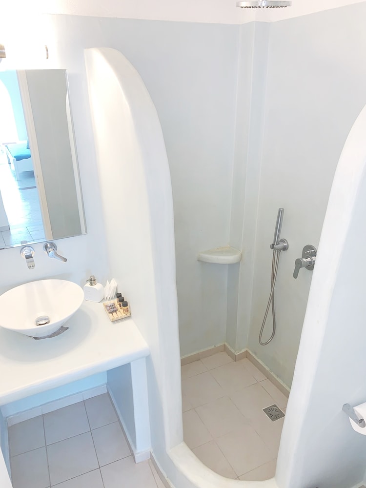 Apartment, 1 Bedroom (Caldera View) - Photo 3