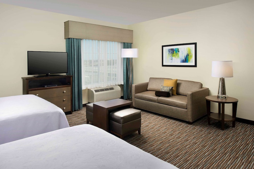 Studio, 2 Queen Beds, Accessible, Bathtub