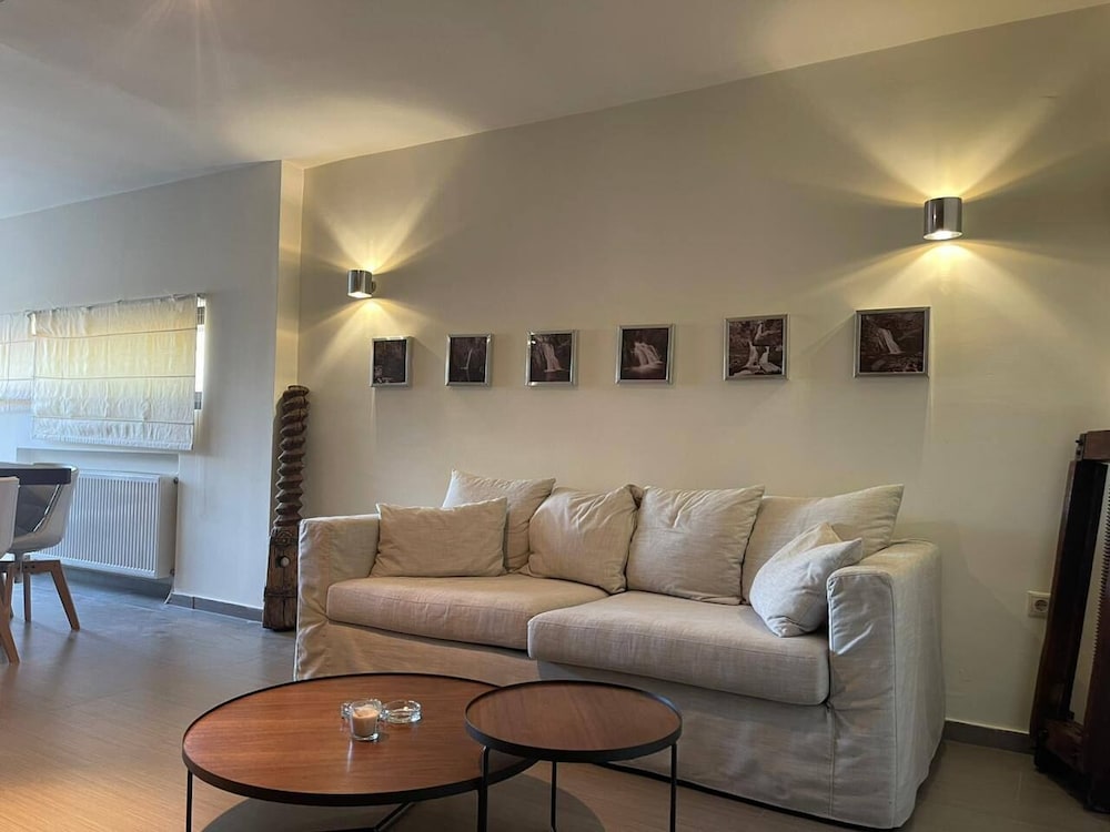 Grand Villa photo 3