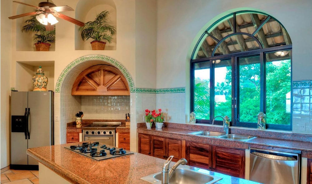 Villa, Multiple Beds (1086 - Villa Encantada) photo 2