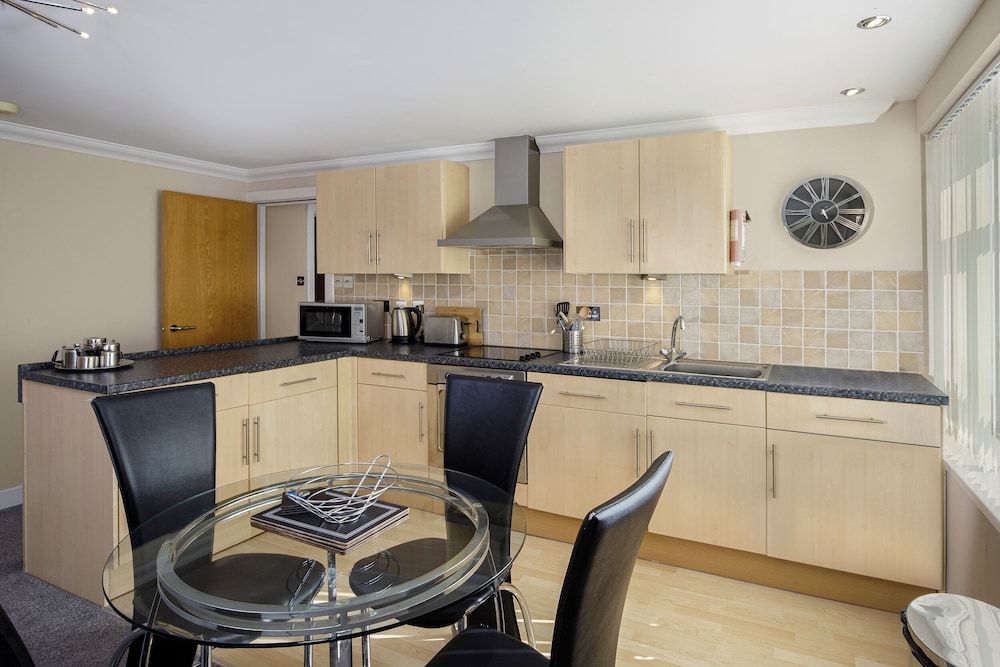 05 Pennystone Suite 4-Star, 1 Bedroom, Sea View, Beachfront (plus 1 free baby)