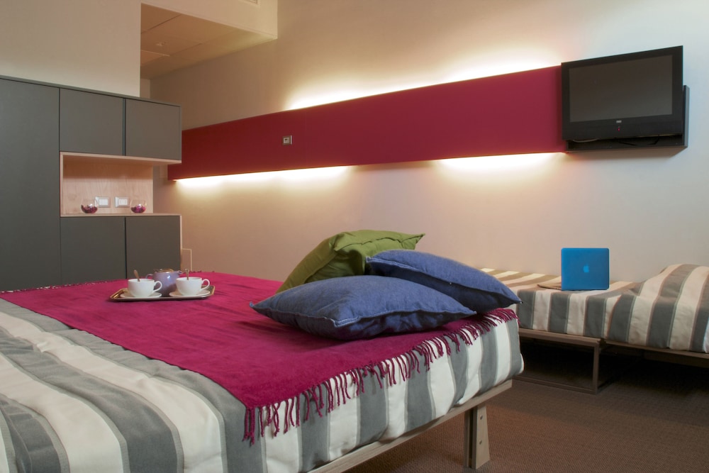 Superior Quadruple Room photo 2
