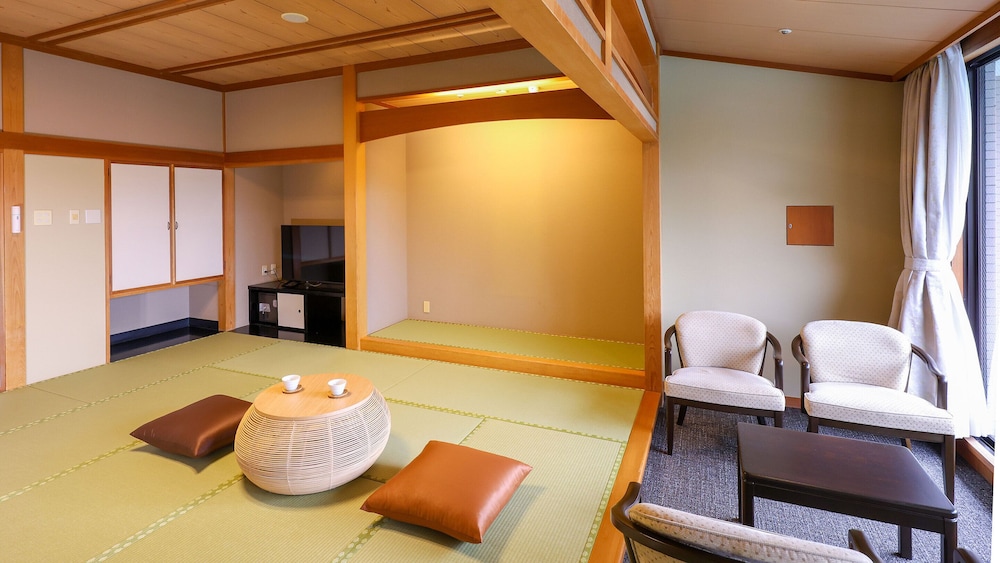 Standard Japanese-Style Room 12.5 Tatami Mats - Non-Smoking photo 1