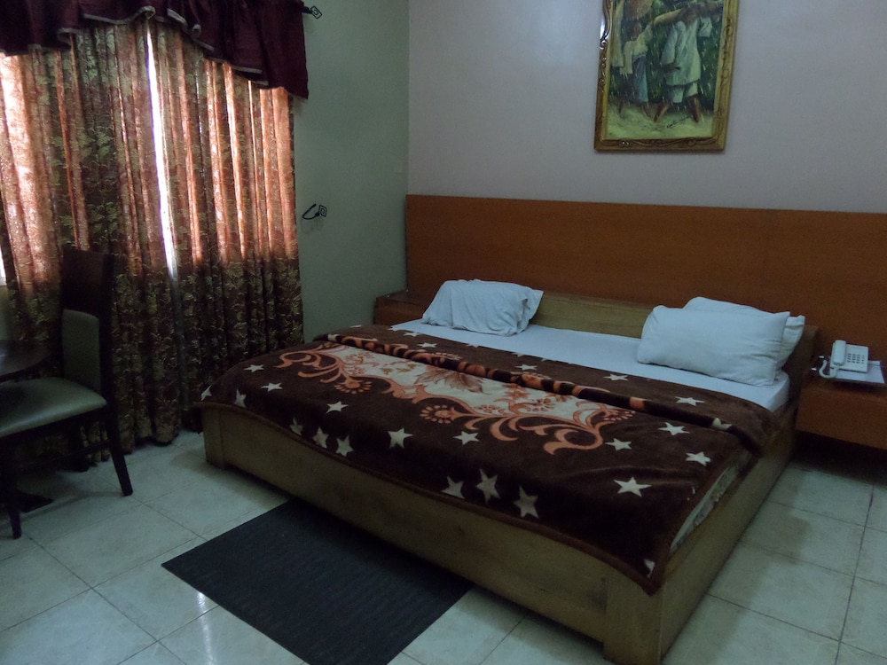 Premier Room, 1 Queen Bed, Non Smoking photo 2