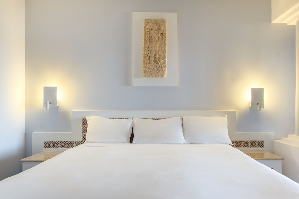 Junior Suite, Oceanfront (Beach Access) photo 2