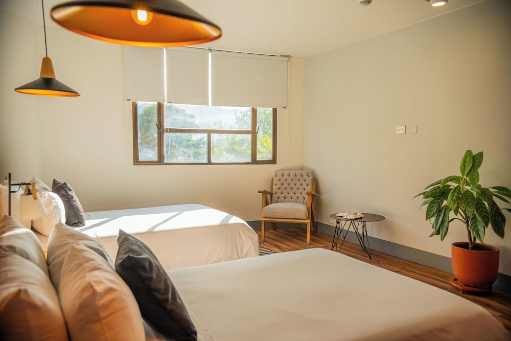 Standard Twin Room - Photo 3