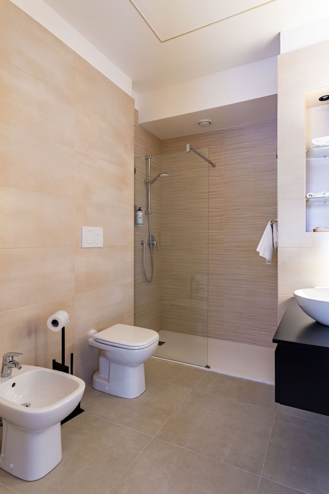 Grand Room photo 2