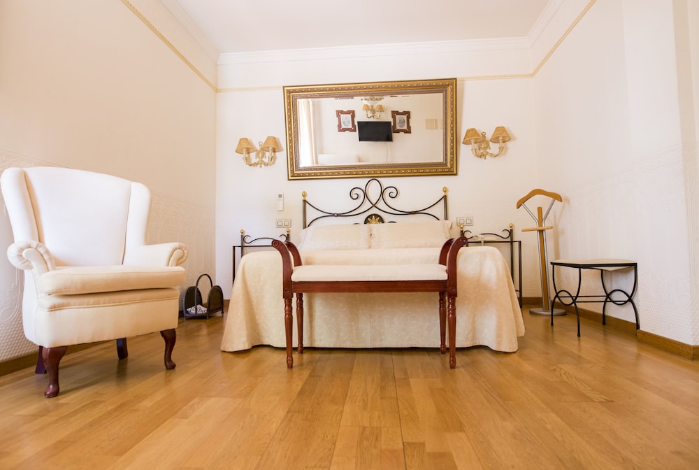 Luxury Double Room photo 3
