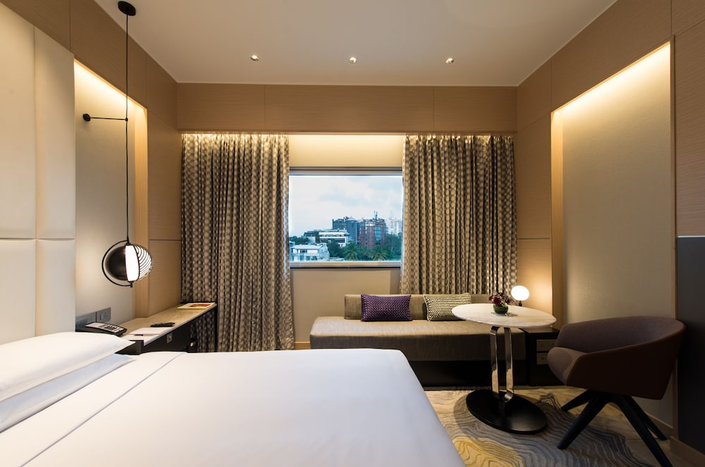 Deluxe Room - Photo 3