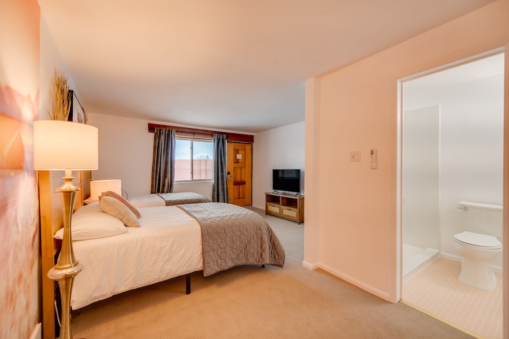 Design Double Room - Photo 6