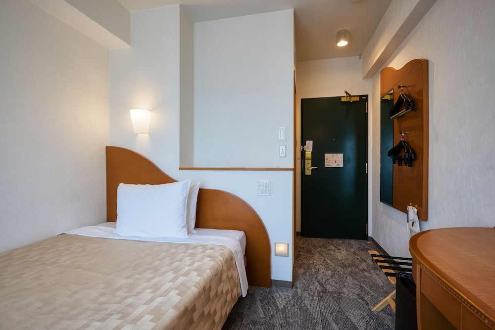 Single Room, 1 Large Twin Bed, Non Smoking