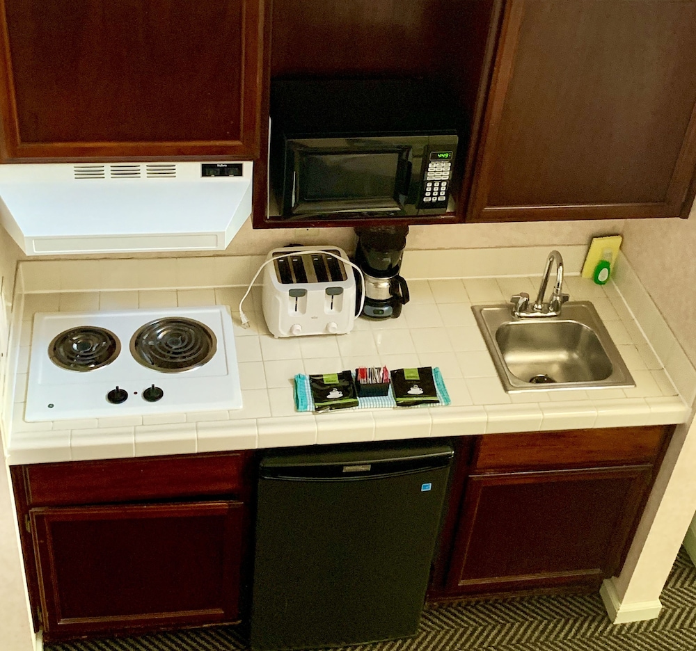 Redwood Two Bedroom Apartment